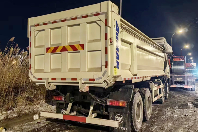 FOTON Foton Auman Dump Truck for Sale in Zambia - Kallurauto: pilt 4 FOTON Foton Auman Dump Truck for Sale in Zambia - Kallurauto: pilt 4