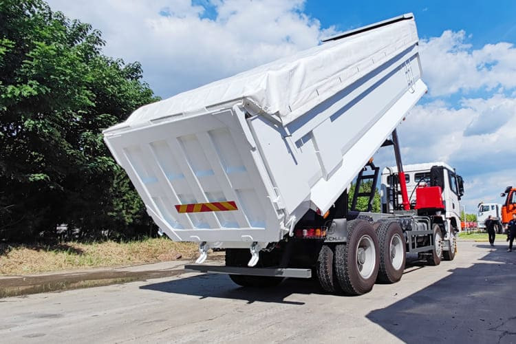 SHACMAN Shacman Dump Truck for Sale in Nigeria - Kallurauto: pilt 4 SHACMAN Shacman Dump Truck for Sale in Nigeria - Kallurauto: pilt 4