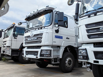 SHACMAN Shacman Tractor Truck for Sale in Malawi - Kallurauto: pilt 3 SHACMAN Shacman Tractor Truck for Sale in Malawi - Kallurauto: pilt 3