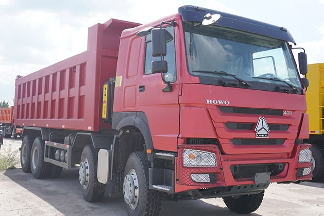 SINOTRUK Sinotruk Howo 8x4 Dump Truck for Sale in Cameroon - Kallurauto: pilt 2 SINOTRUK Sinotruk Howo 8x4 Dump Truck for Sale in Cameroon - Kallurauto: pilt 2