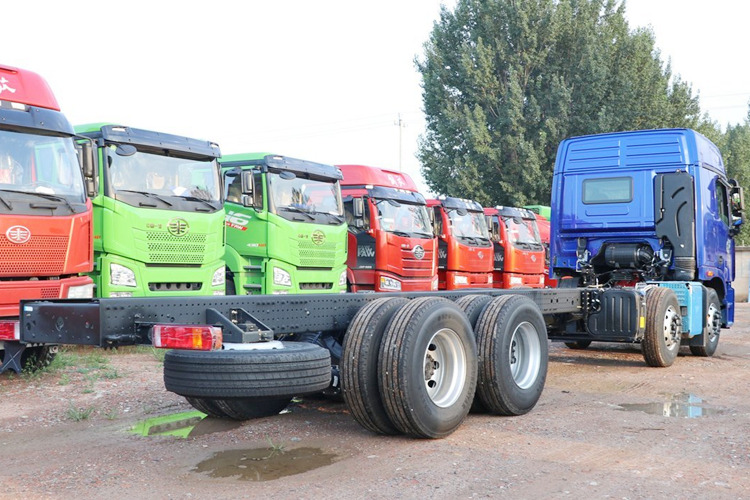 FOTON Foton 8x4 Tractor Head for Sale in Zambia - Sadulveok: pilt 5 FOTON Foton 8x4 Tractor Head for Sale in Zambia - Sadulveok: pilt 5