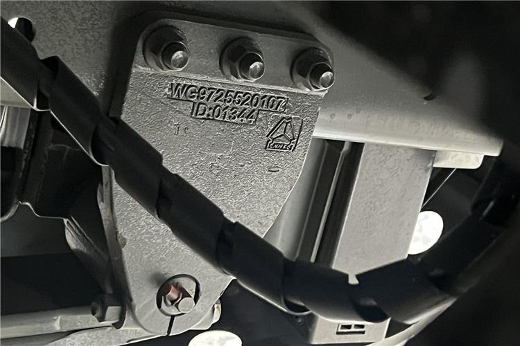 SINOTRUK Howo Truck Price - 400hp 10 Wheeler for Sale In Cameroon - Sadulveok: pilt 4 SINOTRUK Howo Truck Price - 400hp 10 Wheeler for Sale In Cameroon - Sadulveok: pilt 4