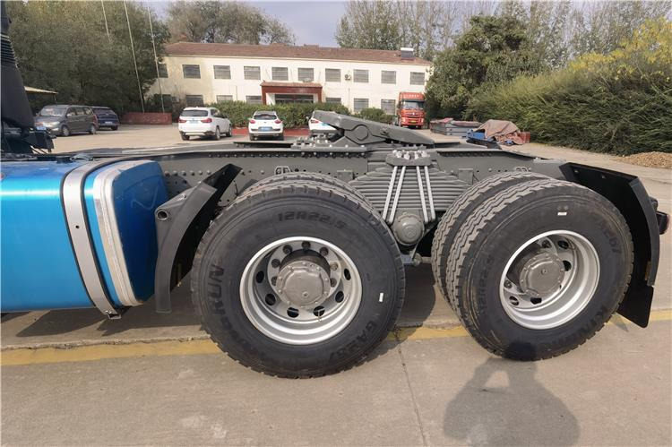 SINOTRUK Used Howo 380HP Truck Tractor for Sale In Senegal - Sadulveok: pilt 5 SINOTRUK Used Howo 380HP Truck Tractor for Sale In Senegal - Sadulveok: pilt 5