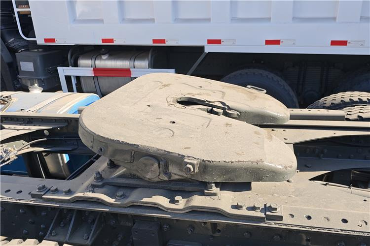 Sinotruk Used Hohan Truck Tractor 10 Wheeler for Sale In Burkina Faso - Sadulveok: pilt 5 Sinotruk Used Hohan Truck Tractor 10 Wheeler for Sale In Burkina Faso - Sadulveok: pilt 5