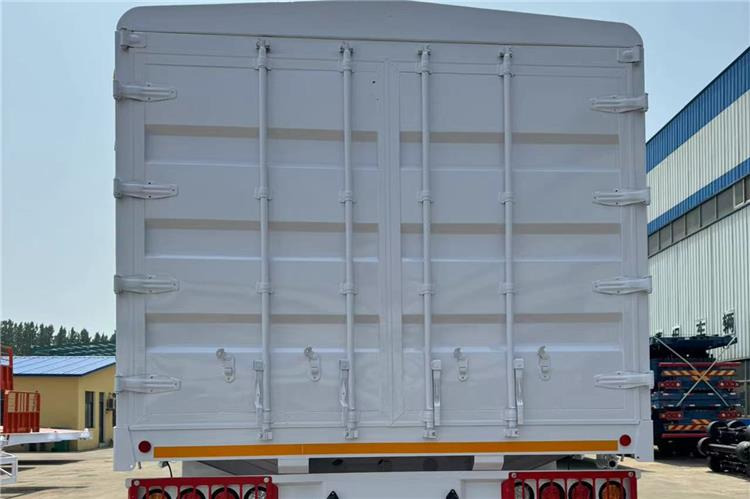 TITAN 2 Axle Fence Semi Trailer with Bogie Suspension for Sale In Nigeria - Loomaveo poolhaagis: pilt 4 TITAN 2 Axle Fence Semi Trailer with Bogie Suspension for Sale In Nigeria - Loomaveo poolhaagis: pilt 4