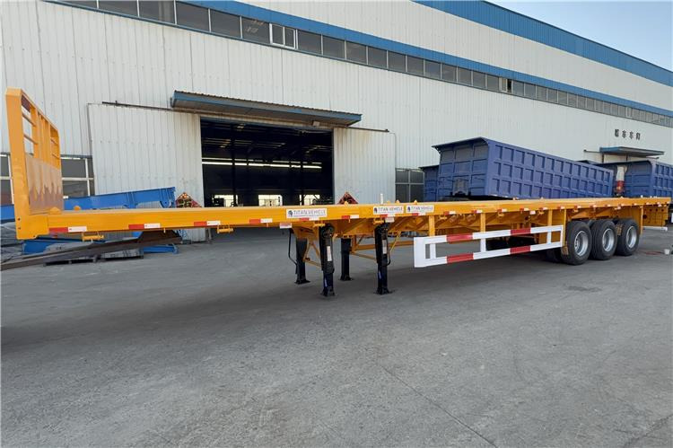TITAN 3 Axle 24m Extendable Flatbed Trailer for Sale In Chile - Konteinerveduk/ Tõstukiga poolhaagis: pilt 3 TITAN 3 Axle 24m Extendable Flatbed Trailer for Sale In Chile - Konteinerveduk/ Tõstukiga poolhaagis: pilt 3