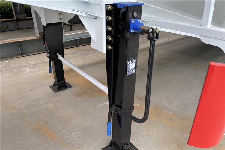 TITAN 4 Axle Bulker Cement Tanker Trailer for Sale In Zambia - Tsistern poolhaagis: pilt 4 TITAN 4 Axle Bulker Cement Tanker Trailer for Sale In Zambia - Tsistern poolhaagis: pilt 4