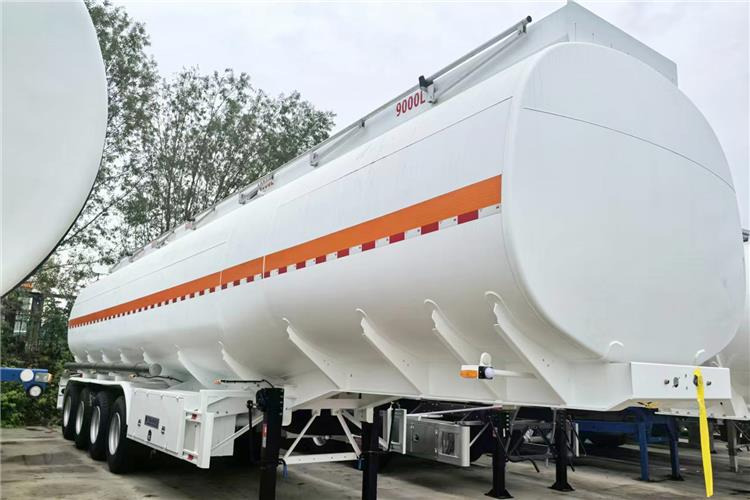 TITAN 4 Axle Fuel Tanker Trailer for Sale In Guyana - Tsistern poolhaagis: pilt 2 TITAN 4 Axle Fuel Tanker Trailer for Sale In Guyana - Tsistern poolhaagis: pilt 2