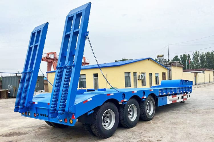TITAN 60 Tons Lowbed Trailer for Sale in Malawi - Madal platvormpoolhaagis: pilt 1 TITAN 60 Tons Lowbed Trailer for Sale in Malawi - Madal platvormpoolhaagis: pilt 1