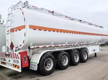 TITAN Diesel Tanker Trailer for Sale in Sierra Leone - Tsistern poolhaagis: pilt 1 TITAN Diesel Tanker Trailer for Sale in Sierra Leone - Tsistern poolhaagis: pilt 1