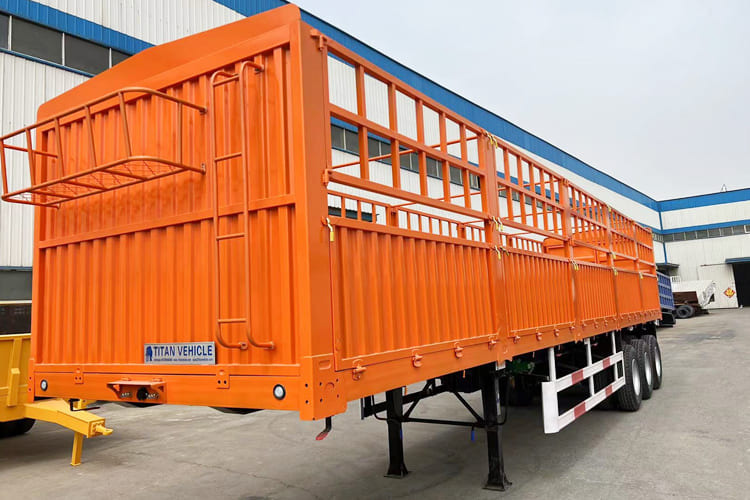 TITAN Fence Trailer for Sale in Saudi Arabia - Loomaveo poolhaagis: pilt 1 TITAN Fence Trailer for Sale in Saudi Arabia - Loomaveo poolhaagis: pilt 1