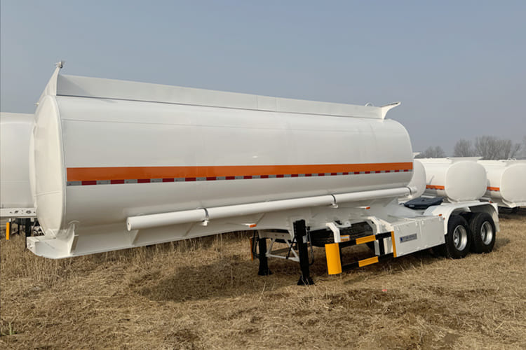 TITAN Fuel Tanker Superlink Trailer for Sale - Tsistern poolhaagis: pilt 4 TITAN Fuel Tanker Superlink Trailer for Sale - Tsistern poolhaagis: pilt 4