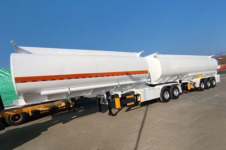 TITAN Fuel Tanker Superlink Trailer for Sale - Tsistern poolhaagis: pilt 2 TITAN Fuel Tanker Superlink Trailer for Sale - Tsistern poolhaagis: pilt 2