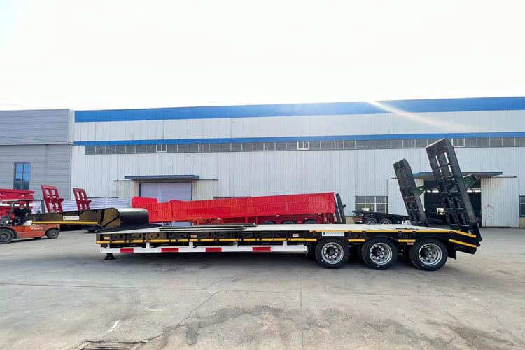 TITAN Low Bed Semi Trailer for Sale in Saudi Arabia - Madal platvormpoolhaagis: pilt 3 TITAN Low Bed Semi Trailer for Sale in Saudi Arabia - Madal platvormpoolhaagis: pilt 3