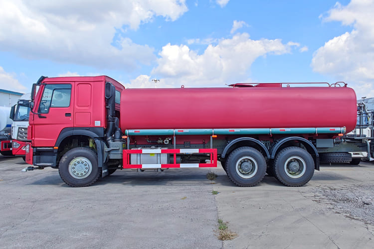 Howo Howo Water Truck for Sale in Nigeria - Veoauto: pilt 3 Howo Howo Water Truck for Sale in Nigeria - Veoauto: pilt 3