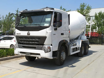 SINOTRUK Concrete Mixer Truck for Sale in Ghana - Veoauto: pilt 4 SINOTRUK Concrete Mixer Truck for Sale in Ghana - Veoauto: pilt 4