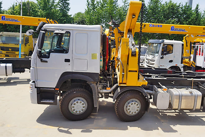 XCMG 20Ft Container Side Lift Truck for Sale in Guyana - Konteinerveduk/ Tõstukiga veoauto: pilt 5 XCMG 20Ft Container Side Lift Truck for Sale in Guyana - Konteinerveduk/ Tõstukiga veoauto: pilt 5