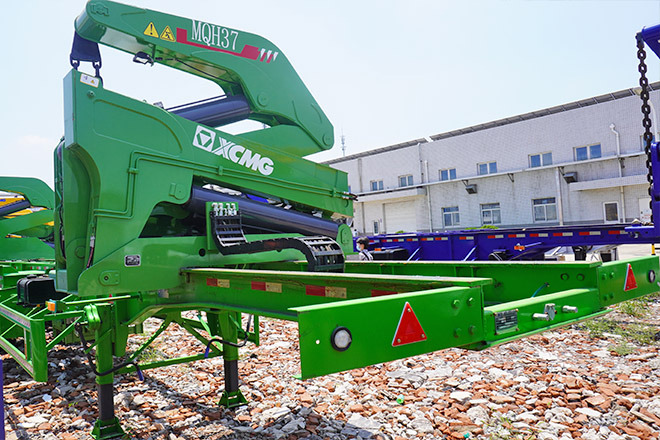 XCMG China 37Ton Side Lifter for Sale in Togo - Konteinerveduk/ Tõstukiga poolhaagis: pilt 3 XCMG China 37Ton Side Lifter for Sale in Togo - Konteinerveduk/ Tõstukiga poolhaagis: pilt 3