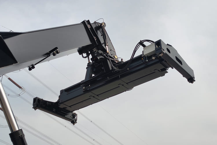XCMG Reach Stacker Container Handler for sale in Malawi - Konteinerite käitleja: pilt 5 XCMG Reach Stacker Container Handler for sale in Malawi - Konteinerite käitleja: pilt 5
