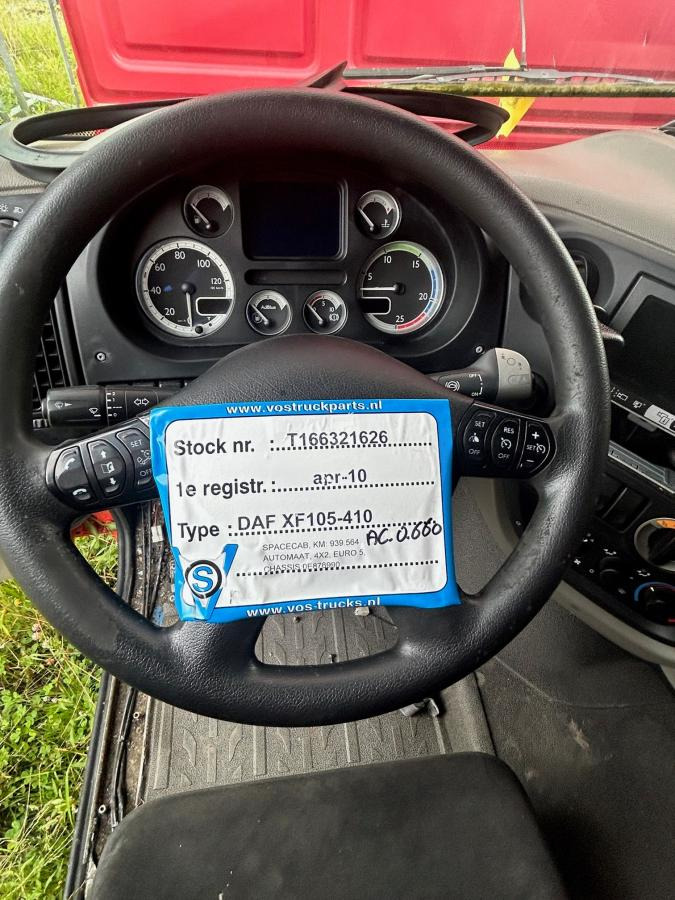 DAF DAF XF105-410 Bleue - Kabiin - Veoauto: pilt 2 DAF DAF XF105-410 Bleue - Kabiin - Veoauto: pilt 2
