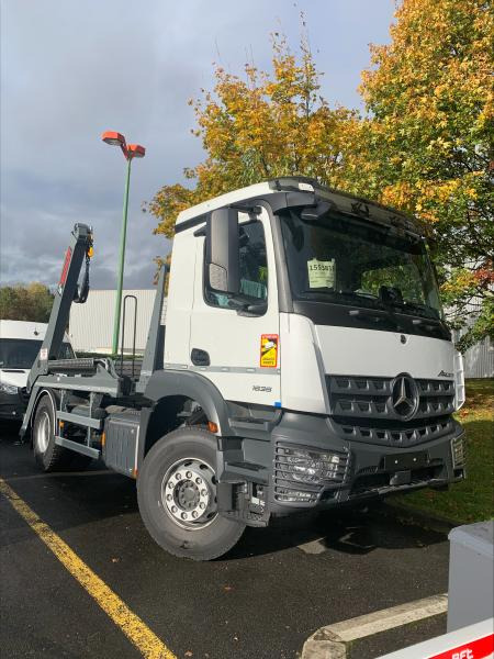 Mercedes Actros 1835 - Nöörtõstukiga veoauto: pilt 2 Mercedes Actros 1835 - Nöörtõstukiga veoauto: pilt 2