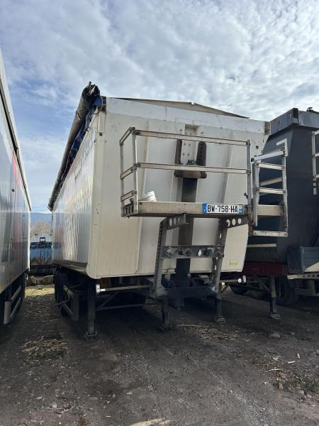 Schmitz Cargobull Srem - Kallur-poolhaagis: pilt 2 Schmitz Cargobull Srem - Kallur-poolhaagis: pilt 2