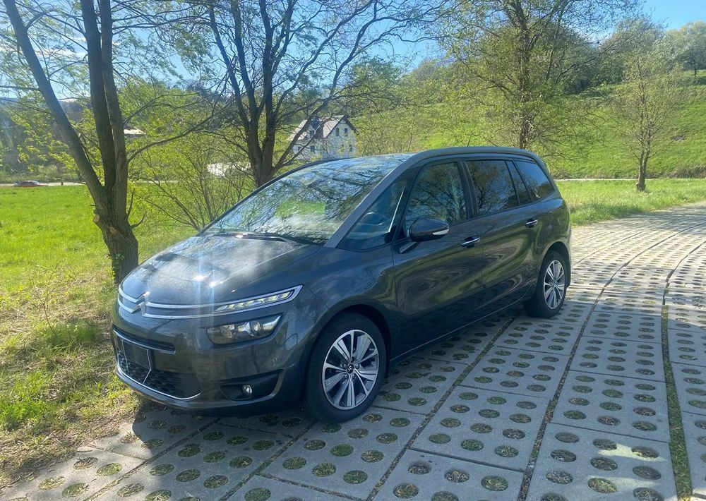 Citroën C4 Grand Picasso BlueHDi 120 EAT6 Selection - Väikebuss, Mikrobuss: pilt 4 Citroën C4 Grand Picasso BlueHDi 120 EAT6 Selection - Väikebuss, Mikrobuss: pilt 4