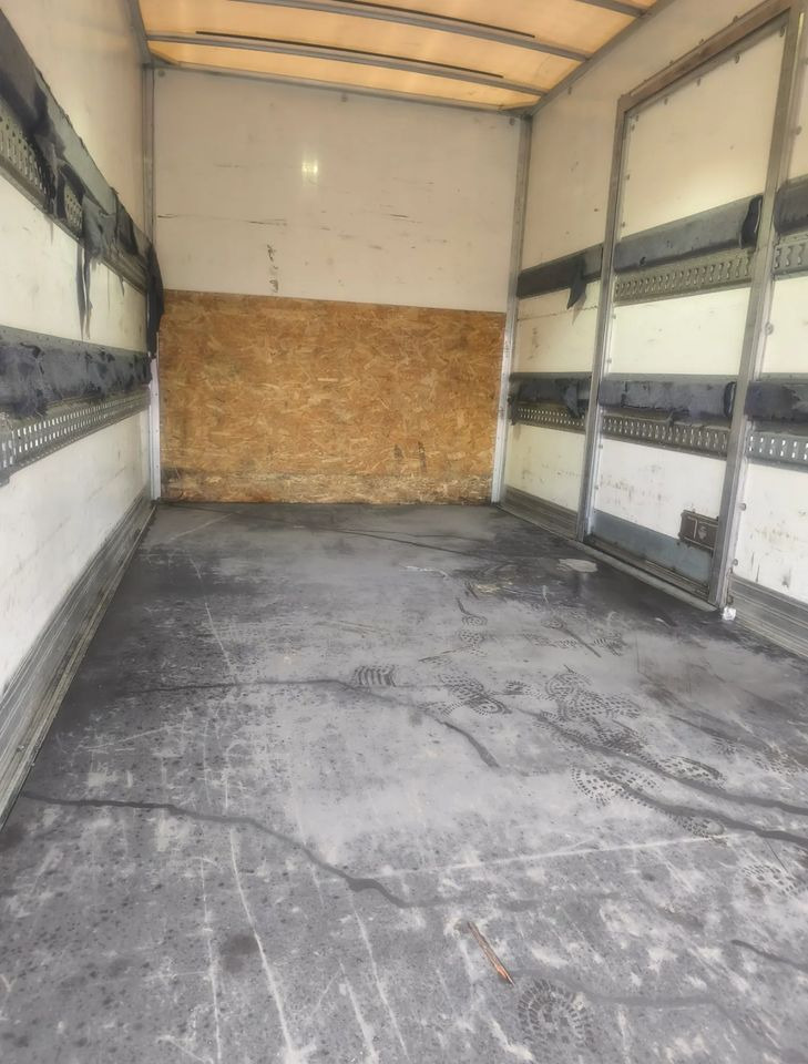 Iveco DAILY 35C14 2.3 HPI KONTENER 8 PALET WINDA KLIMA - Tarbesõiduk furgoon: pilt 2 Iveco DAILY 35C14 2.3 HPI KONTENER 8 PALET WINDA KLIMA - Tarbesõiduk furgoon: pilt 2