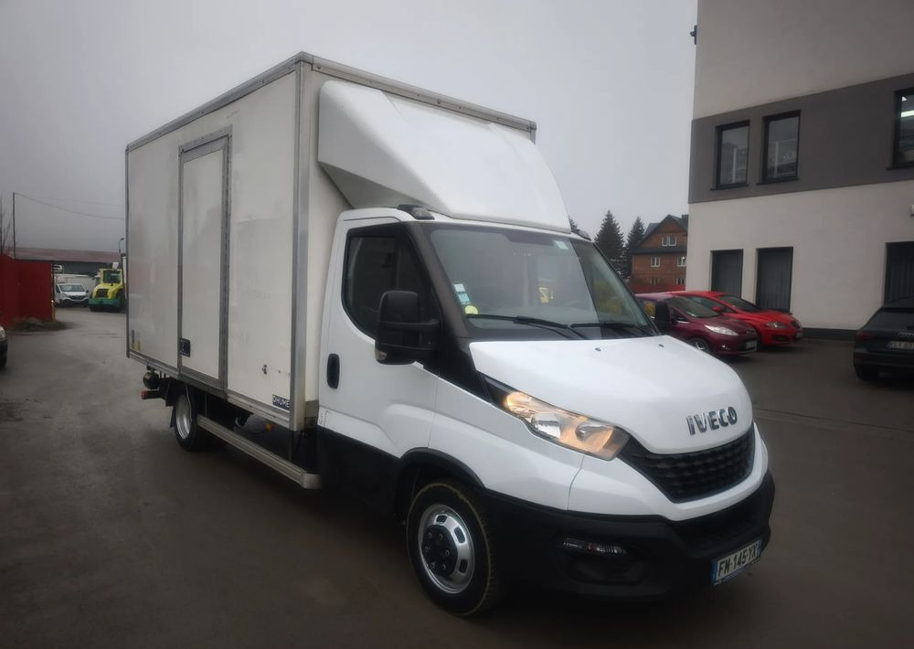 Iveco DAILY 35C14 2.3 HPI KONTENER 8 PALET WINDA KLIMA - Tarbesõiduk furgoon: pilt 3 Iveco DAILY 35C14 2.3 HPI KONTENER 8 PALET WINDA KLIMA - Tarbesõiduk furgoon: pilt 3