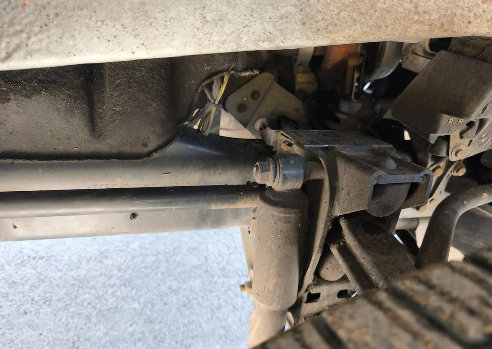 Iveco DAILY 70C18 KONTENER 5,5M obsługa silnika nowy rozrząd - Kasti veoauto: pilt 4 Iveco DAILY 70C18 KONTENER 5,5M obsługa silnika nowy rozrząd - Kasti veoauto: pilt 4