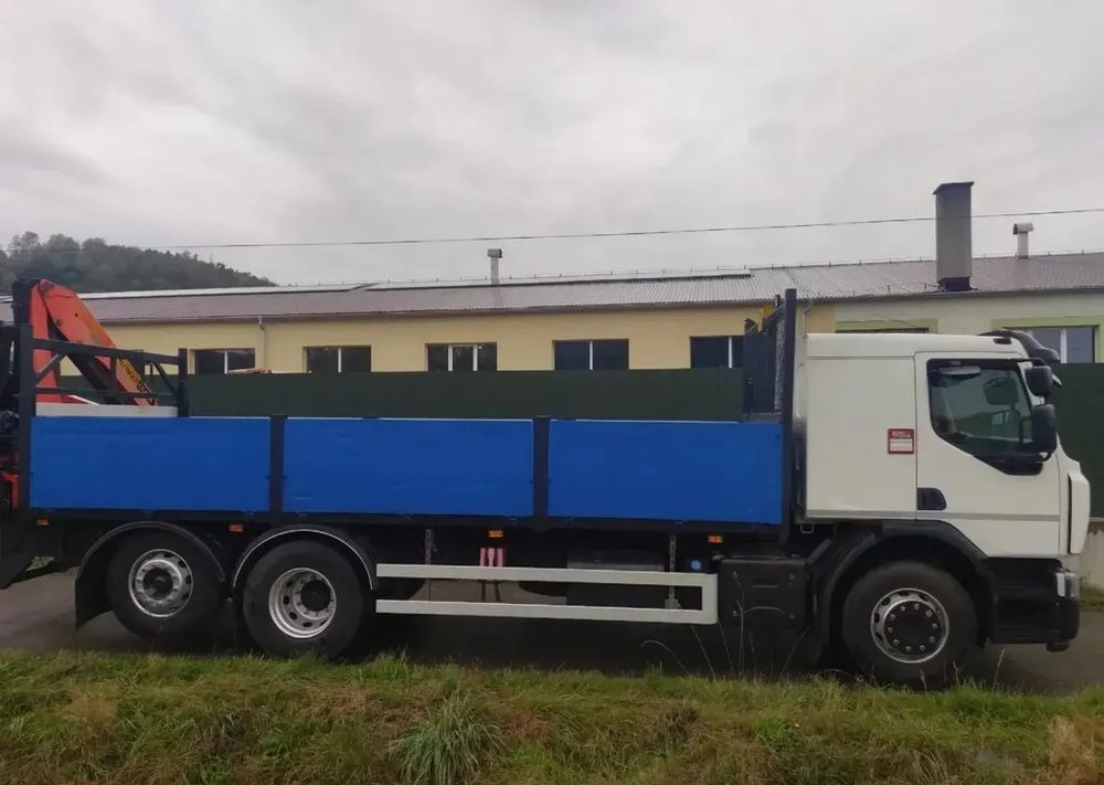 Renault D 26.320 6x2 podwozie do zabudowy - Kabiinišassiiga veoauto: pilt 4 Renault D 26.320 6x2 podwozie do zabudowy - Kabiinišassiiga veoauto: pilt 4