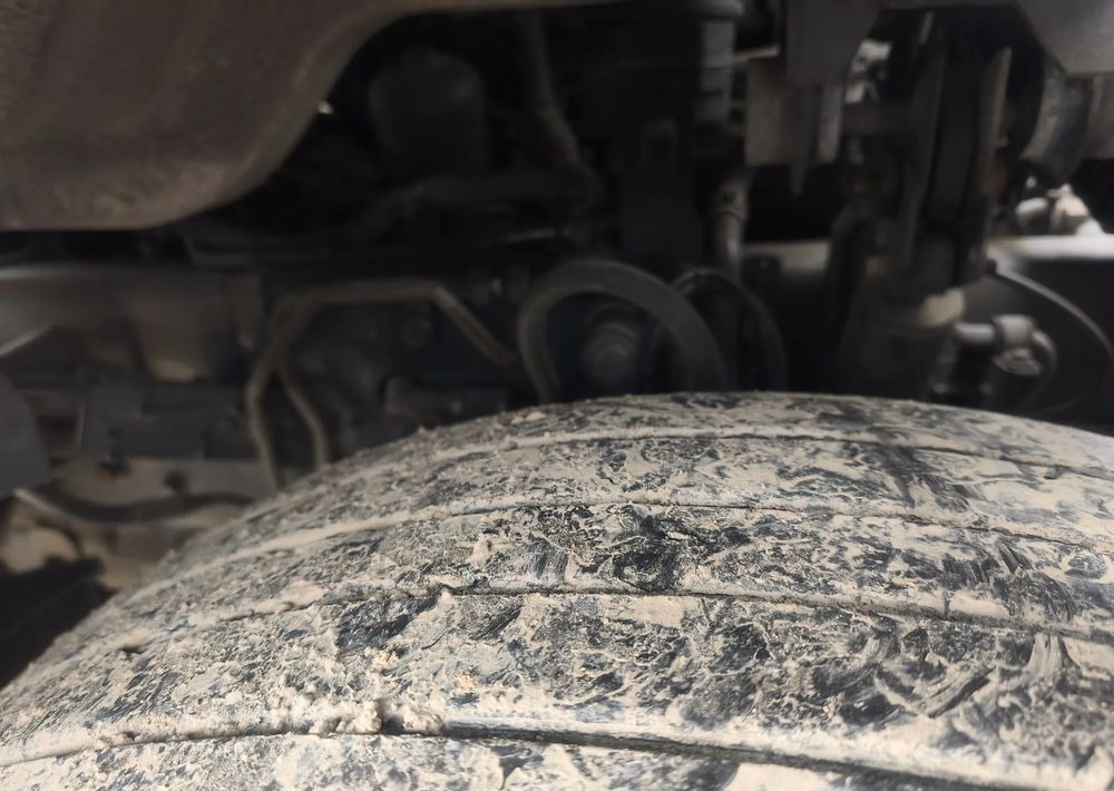 Renault Gama D 18.280 rama do zabudowy poduszka - Kabiinišassiiga veoauto: pilt 4 Renault Gama D 18.280 rama do zabudowy poduszka - Kabiinišassiiga veoauto: pilt 4