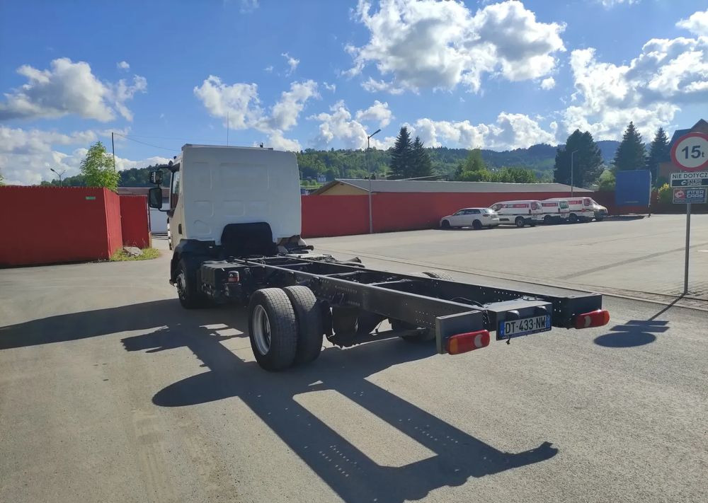 Renault Gama D 210 rama do zabudowy poduszka klima - Kabiinišassiiga veoauto: pilt 3 Renault Gama D 210 rama do zabudowy poduszka klima - Kabiinišassiiga veoauto: pilt 3