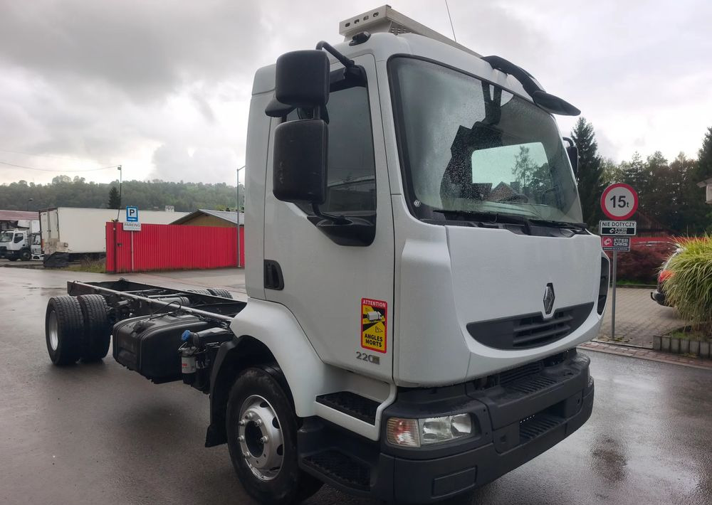 Renault Midlum 220.14 220.16 rama do zabudowy poduszka - Kabiinišassiiga veoauto: pilt 2 Renault Midlum 220.14 220.16 rama do zabudowy poduszka - Kabiinišassiiga veoauto: pilt 2