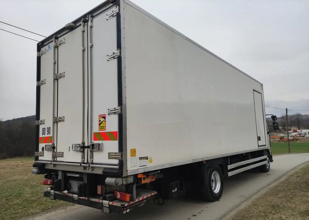Renault Midlum 270.16 Dxi rama do zabudowy poduszka blokada klima 8 biegów - Kabiinišassiiga veoauto: pilt 4 Renault Midlum 270.16 Dxi rama do zabudowy poduszka blokada klima 8 biegów - Kabiinišassiiga veoauto: pilt 4