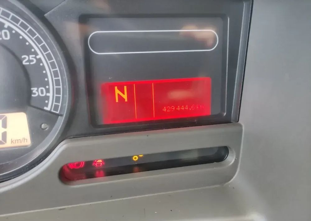Renault Premium 26.380 Dxi 6x2 rama do zabudowy - Kabiinišassiiga veoauto: pilt 5 Renault Premium 26.380 Dxi 6x2 rama do zabudowy - Kabiinišassiiga veoauto: pilt 5