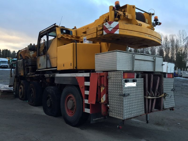 Liebherr LTM 1060-2 - Autokraana: pilt 2 Liebherr LTM 1060-2 - Autokraana: pilt 2