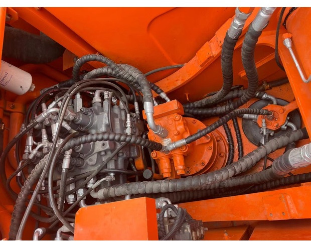 2023 Doosan DH150 - Lintekskavaator: pilt 3 2023 Doosan DH150 - Lintekskavaator: pilt 3