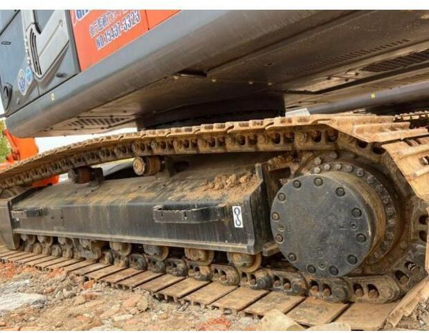 2023 Hitachi ZX240-3 - Lintekskavaator: pilt 4 2023 Hitachi ZX240-3 - Lintekskavaator: pilt 4