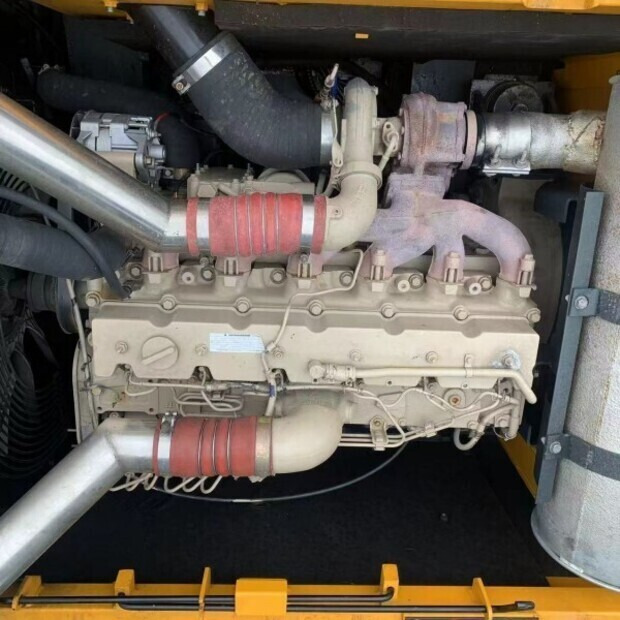 Lintekskavaator 2023 Hyundai R305: pilt 9