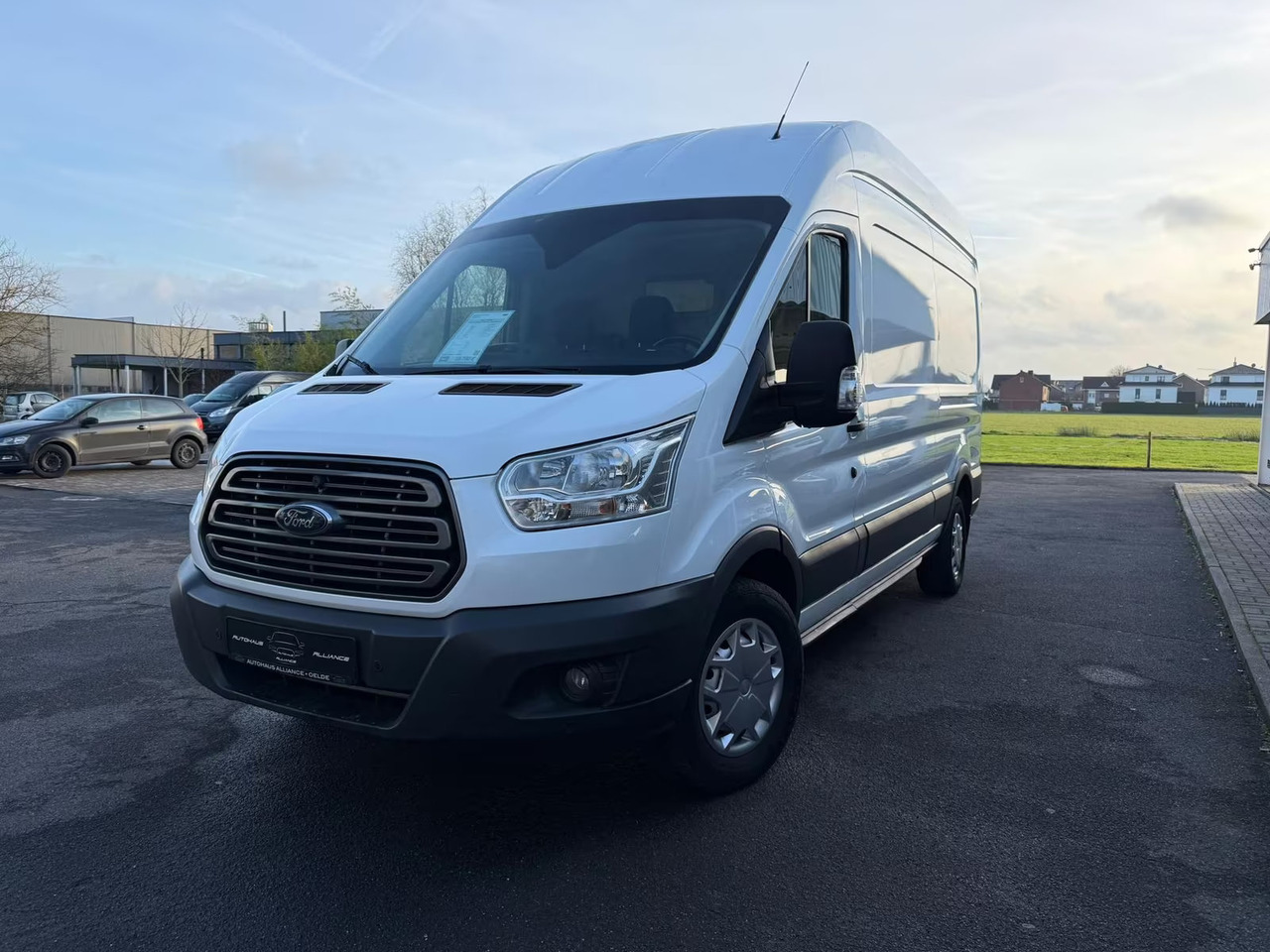 Ford Transit - Väike kaubik: pilt 1 Ford Transit - Väike kaubik: pilt 1