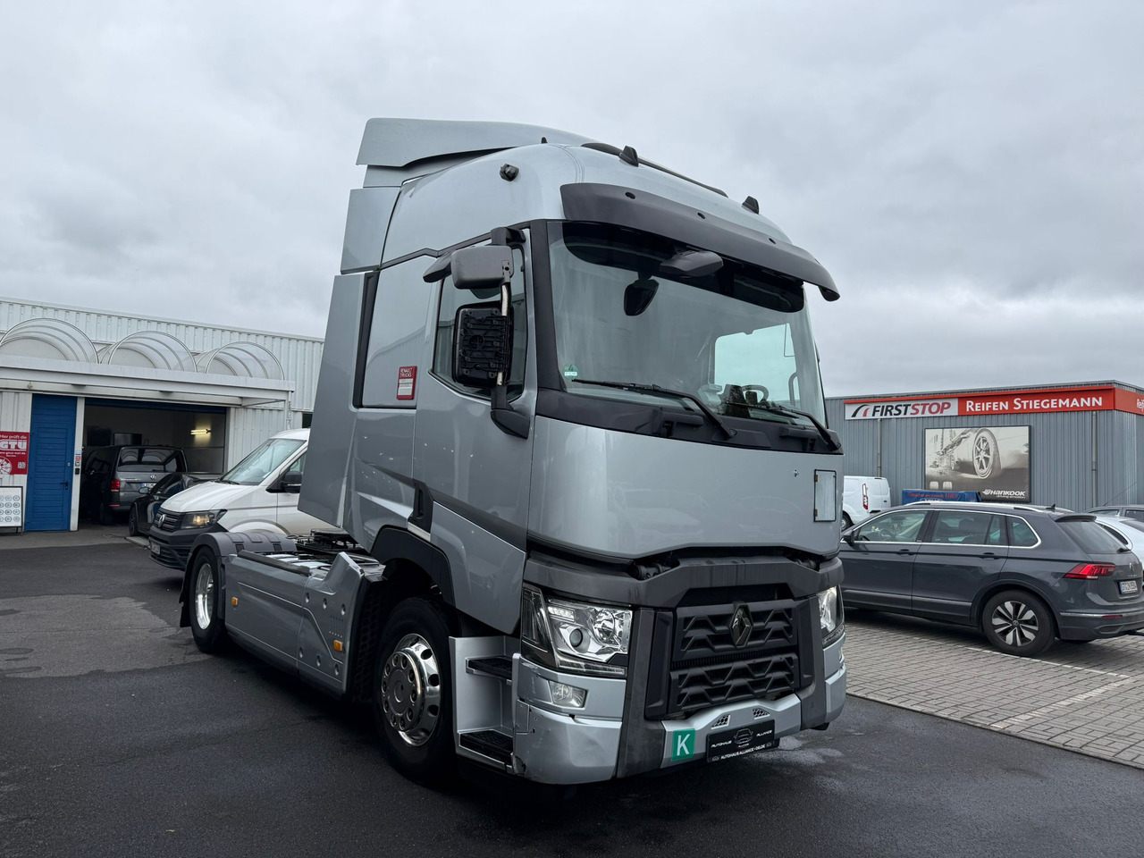 RENAULT T - Sadulveok: pilt 3 RENAULT T - Sadulveok: pilt 3