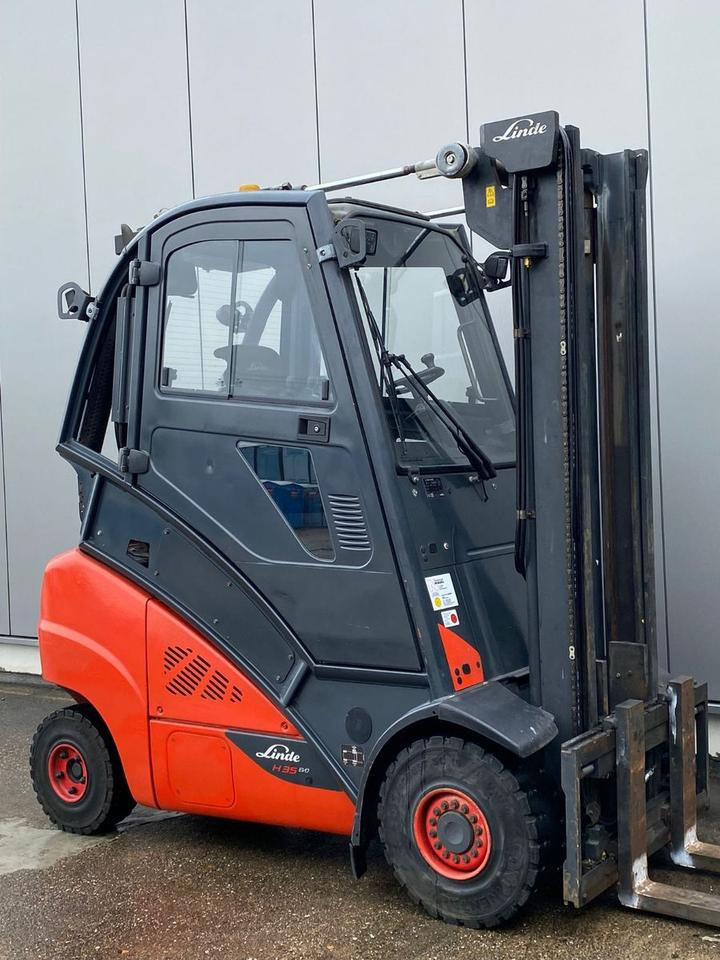 Linde H 35 T - 6.012 h - Seitenschieber - - Gaasitõstuk: pilt 4 Linde H 35 T - 6.012 h - Seitenschieber - - Gaasitõstuk: pilt 4