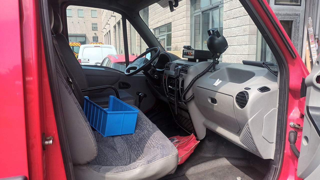 A vendre RENAULT MASTER. - Kaubik, Meeskonnaauto: pilt 2 A vendre RENAULT MASTER. - Kaubik, Meeskonnaauto: pilt 2