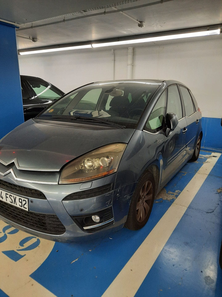 CITROEN C4 - 2008 - 1 ER MAIN - BOITE AUTO NEUVE - BATTERIE A CHANGE ET SUSPENSION A REVOIR - Auto: pilt 1 CITROEN C4 - 2008 - 1 ER MAIN - BOITE AUTO NEUVE - BATTERIE A CHANGE ET SUSPENSION A REVOIR - Auto: pilt 1