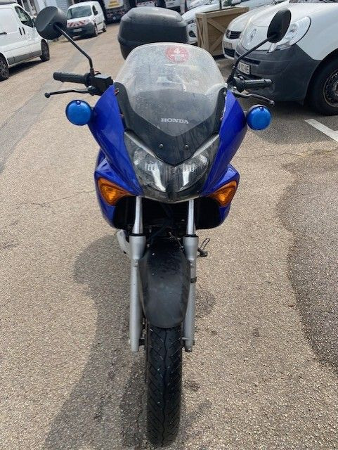 HONDA 125 VARADERO ROULE REVISION A PREVOIR - Mootorratas: pilt 4 HONDA 125 VARADERO ROULE REVISION A PREVOIR - Mootorratas: pilt 4