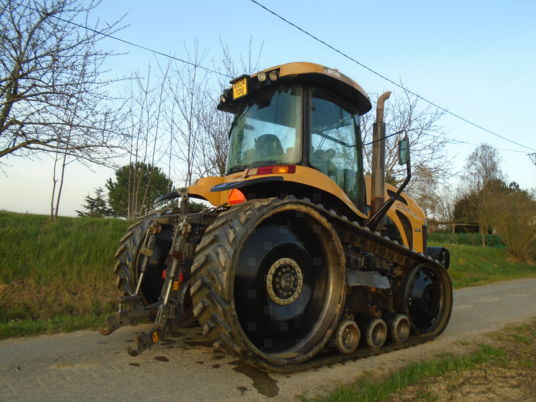 Challenger MT765B - Linttraktor: pilt 5 Challenger MT765B - Linttraktor: pilt 5