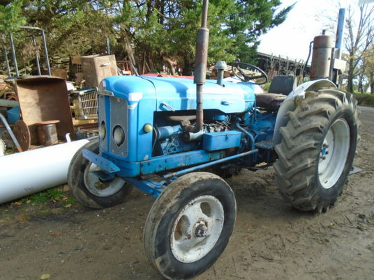 Fordson Major SUPER MAJOR - Traktor: pilt 1 Fordson Major SUPER MAJOR - Traktor: pilt 1