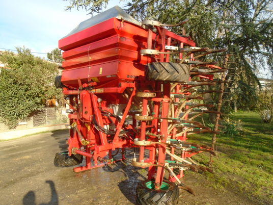 Kverneland ts 500 - Kombain-külvimasin: pilt 5 Kverneland ts 500 - Kombain-külvimasin: pilt 5