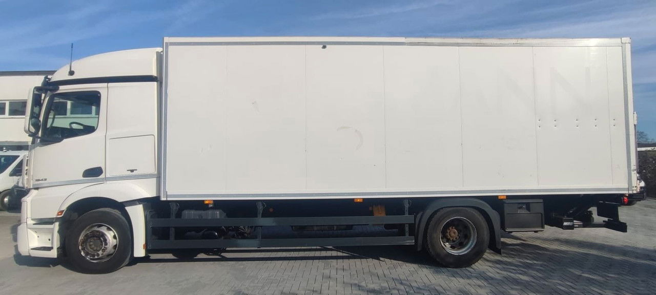 Mercedes-Benz Actros 1843 1843-Vermietung - LBW Voll-Luft-gefedert - Kasti veoauto: pilt 4 Mercedes-Benz Actros 1843 1843-Vermietung - LBW Voll-Luft-gefedert - Kasti veoauto: pilt 4